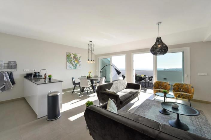 Image No.3-3 Bed Apartment for sale