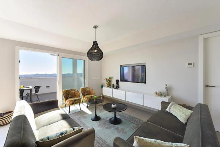 Image No.8-3 Bed Apartment for sale