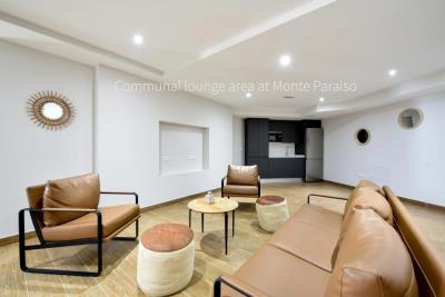 11-20939a0134ad724a8cb2a801094d15a4