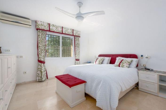 Image No.11-3 Bed Villa for sale