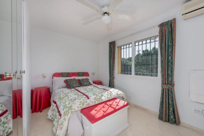 Image No.19-3 Bed Villa for sale