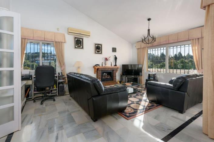 Image No.24-3 Bed Villa for sale