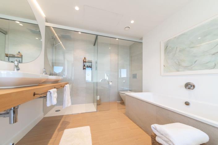 Image No.16-3 Bed Townhouse for sale