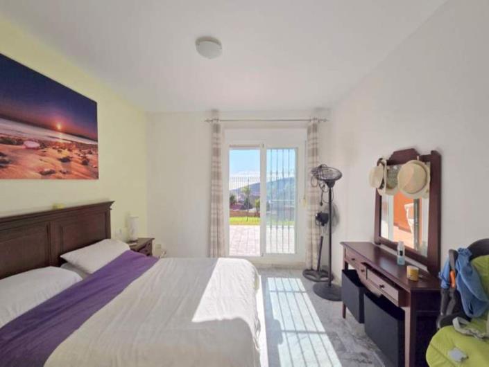 Image No.12-2 Bed Apartment for sale