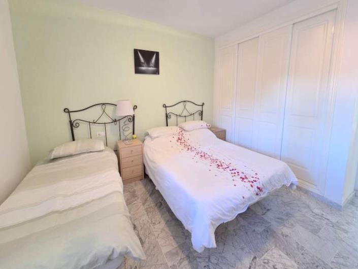 Image No.17-2 Bed Apartment for sale