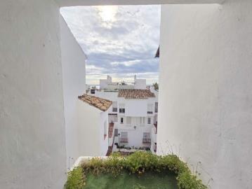 13-5fd73dea700db77384c091ca9818b1a9