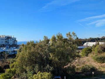 4-c23c0f86247804fa50226aecd8b0b2c8