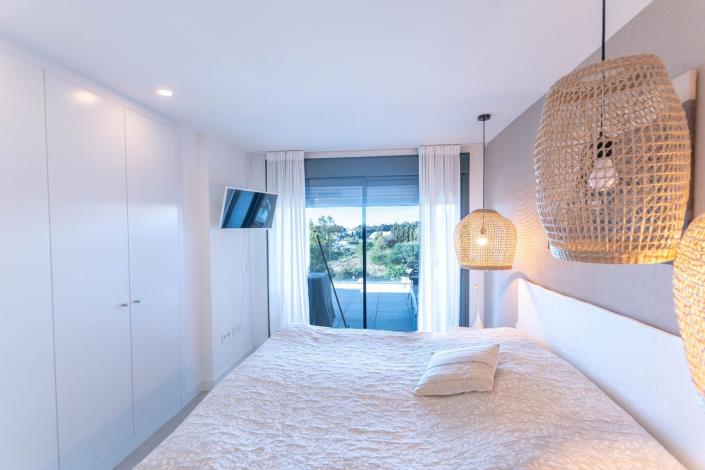 Image No.14-2 Bed Apartment for sale