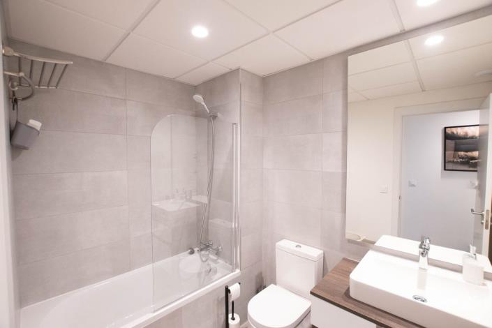 Image No.15-2 Bed Apartment for sale