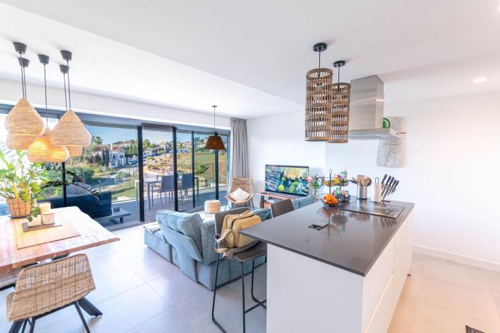 Image No.16-2 Bed Apartment for sale