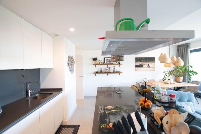 Image No.22-2 Bed Apartment for sale