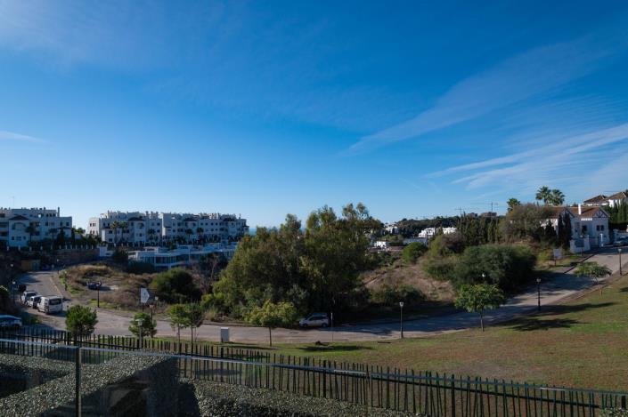 Image No.30-2 Bed Apartment for sale