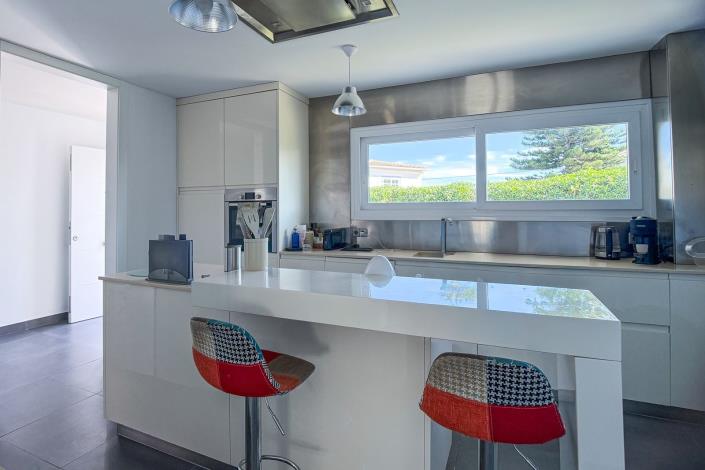 Image No.13-3 Bed Villa for sale