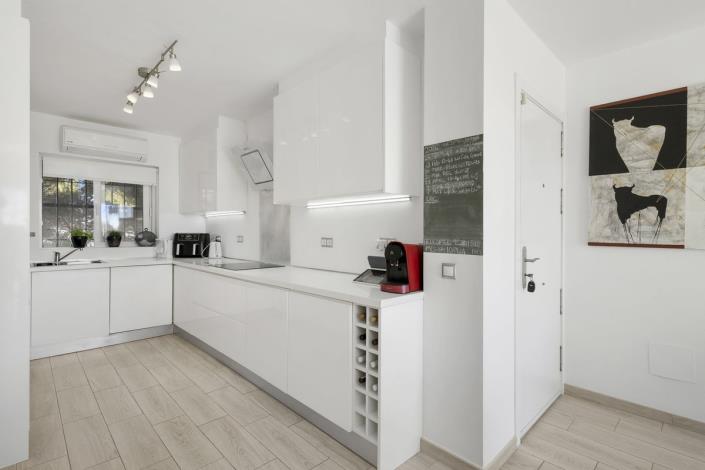 Image No.11-2 Bed Apartment for sale