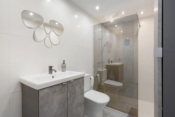 Image No.27-2 Bed Apartment for sale