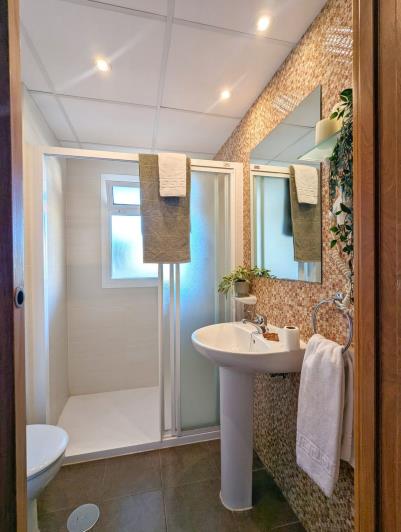 Image No.13-2 Bed Apartment for sale