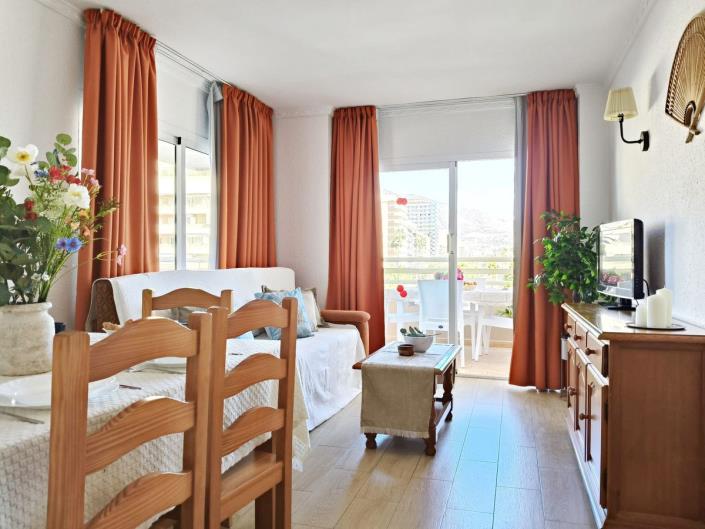 Image No.21-2 Bed Apartment for sale