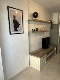 8-e64a9055bba3e77ac8aca3b893cdf826