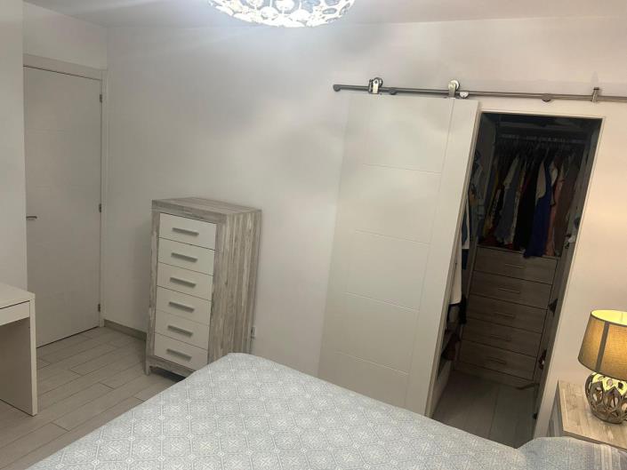 Image No.16-3 Bed Townhouse for sale