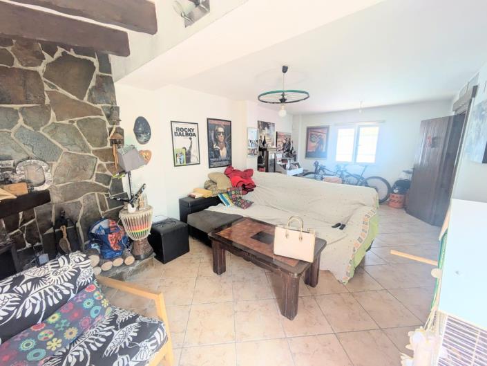 Image No.13-3 Bed Townhouse for sale