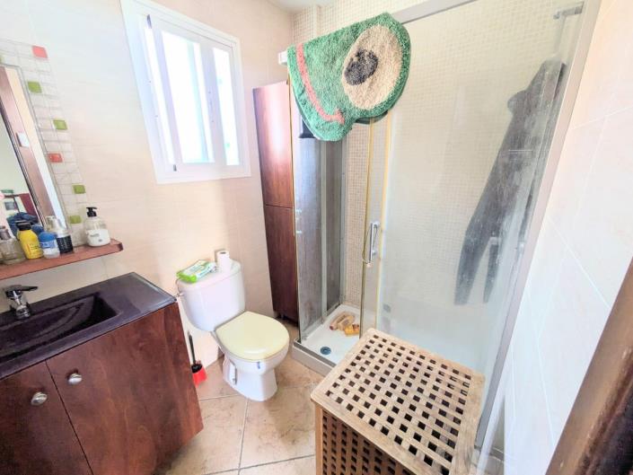 Image No.17-3 Bed Townhouse for sale