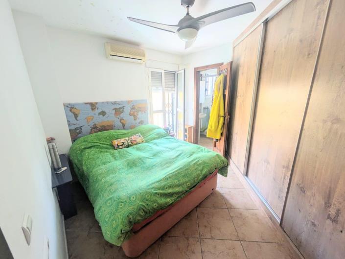 Image No.18-3 Bed Townhouse for sale