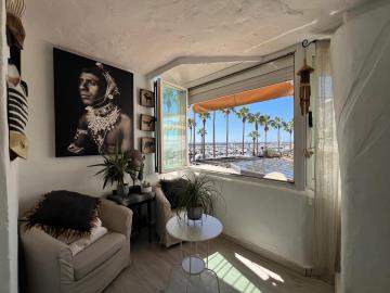 2-5bd7b9d04b45e33852eaf0ec6670150d