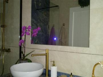 10-bb915d1cb19341576dcdc994b81ab9c5