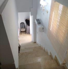 13-5fd73dea700db77384c091ca9818b1a9