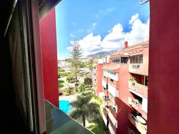 12-53013098fcab6c38b1379cd33298e050