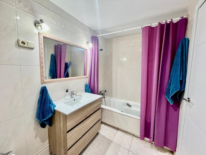 Image No.19-4 Bed Penthouse for sale