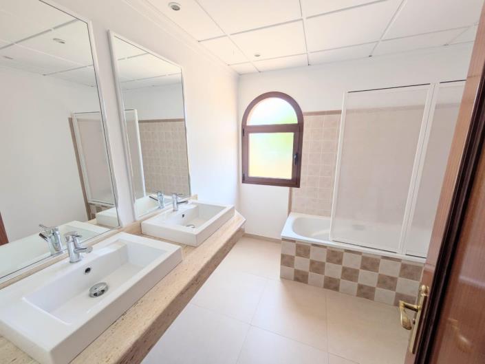 Image No.22-Villa / Détaché de 4 chambres à vendre à Benalmadena