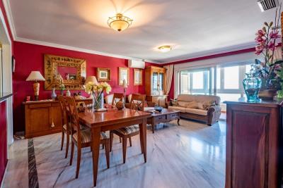 12-53013098fcab6c38b1379cd33298e050