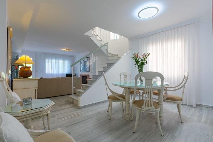 Image No.8-Jumelé de 4 chambres à vendre à Marbella