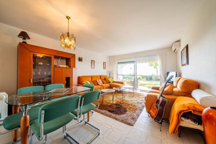 Image No.11-2 Bed Apartment for sale