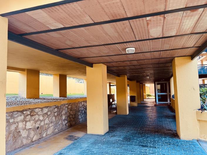 Image No.12-3 Bed Apartment for sale