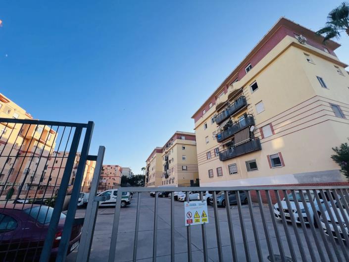 Image No.14-3 Bed Apartment for sale