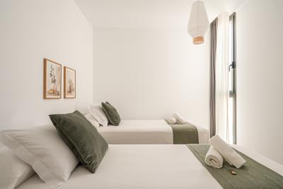 13-5fd73dea700db77384c091ca9818b1a9