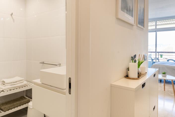 Image No.11-1 Bed Studio for sale