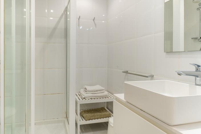 Image No.12-1 Bed Studio for sale