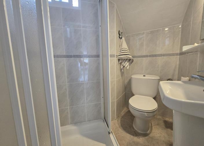 Image No.15-2 Bed Apartment for sale