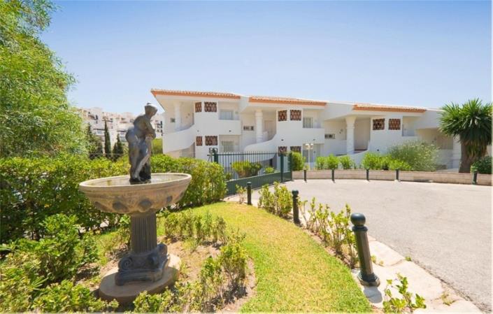 Image No.21-2 Bed Apartment for sale