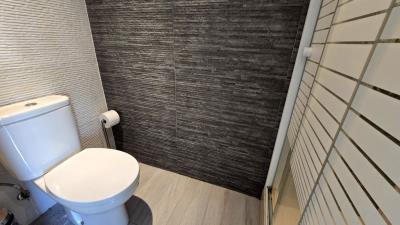 10-bb915d1cb19341576dcdc994b81ab9c5