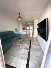 2-5bd7b9d04b45e33852eaf0ec6670150d