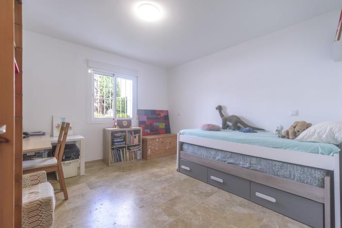 Image No.19-2 Bed Apartment for sale