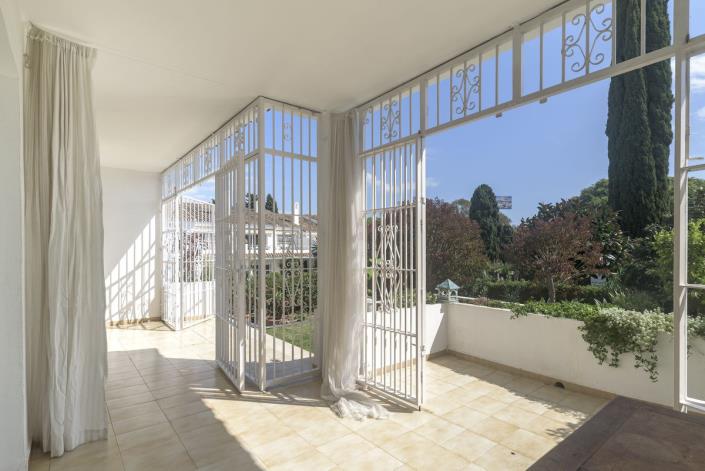 Image No.25-2 Bed Apartment for sale