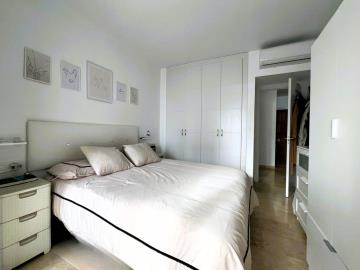 10-bb915d1cb19341576dcdc994b81ab9c5