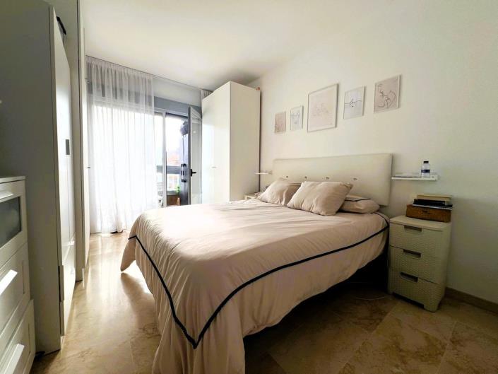 Image No.11-1 Bed Apartment for sale