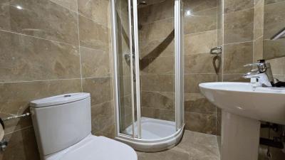 13-5fd73dea700db77384c091ca9818b1a9