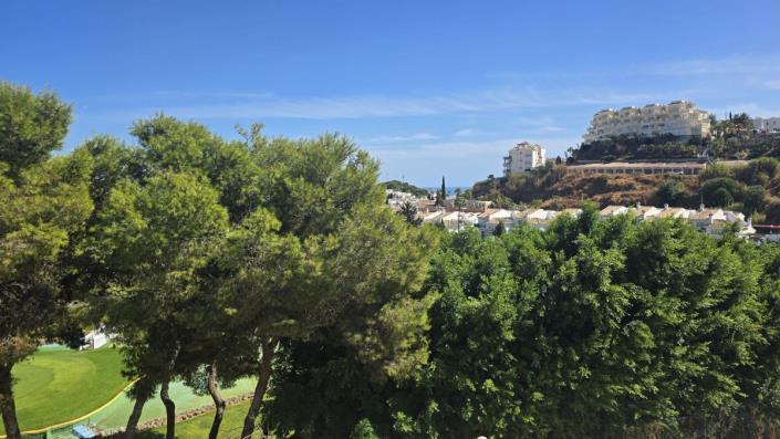 Image No.33-2 Bed Apartment for sale